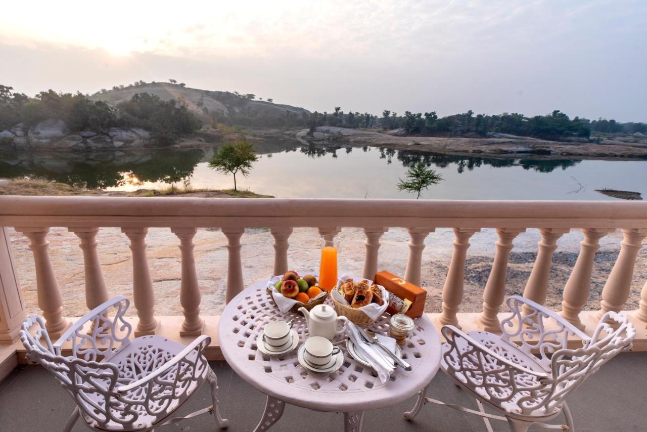 Welcomheritage Cheetahgarh Resort & Spa Bera Exterior foto